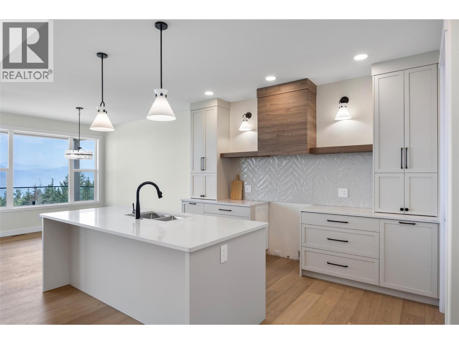 2140 Linfield Drive, Kamloops, British Columbia  V1S 0G3 - Photo 13 - 10394106