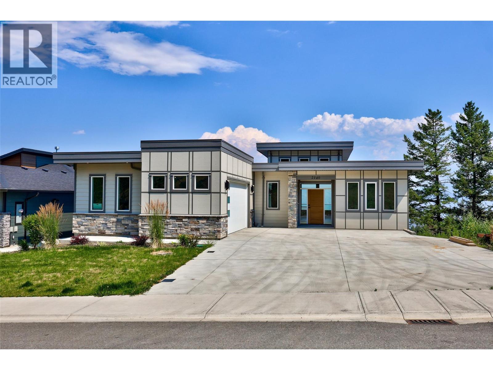 2140 Linfield Drive, Kamloops, British Columbia  V1S 0G3 - Photo 2 - 10394106