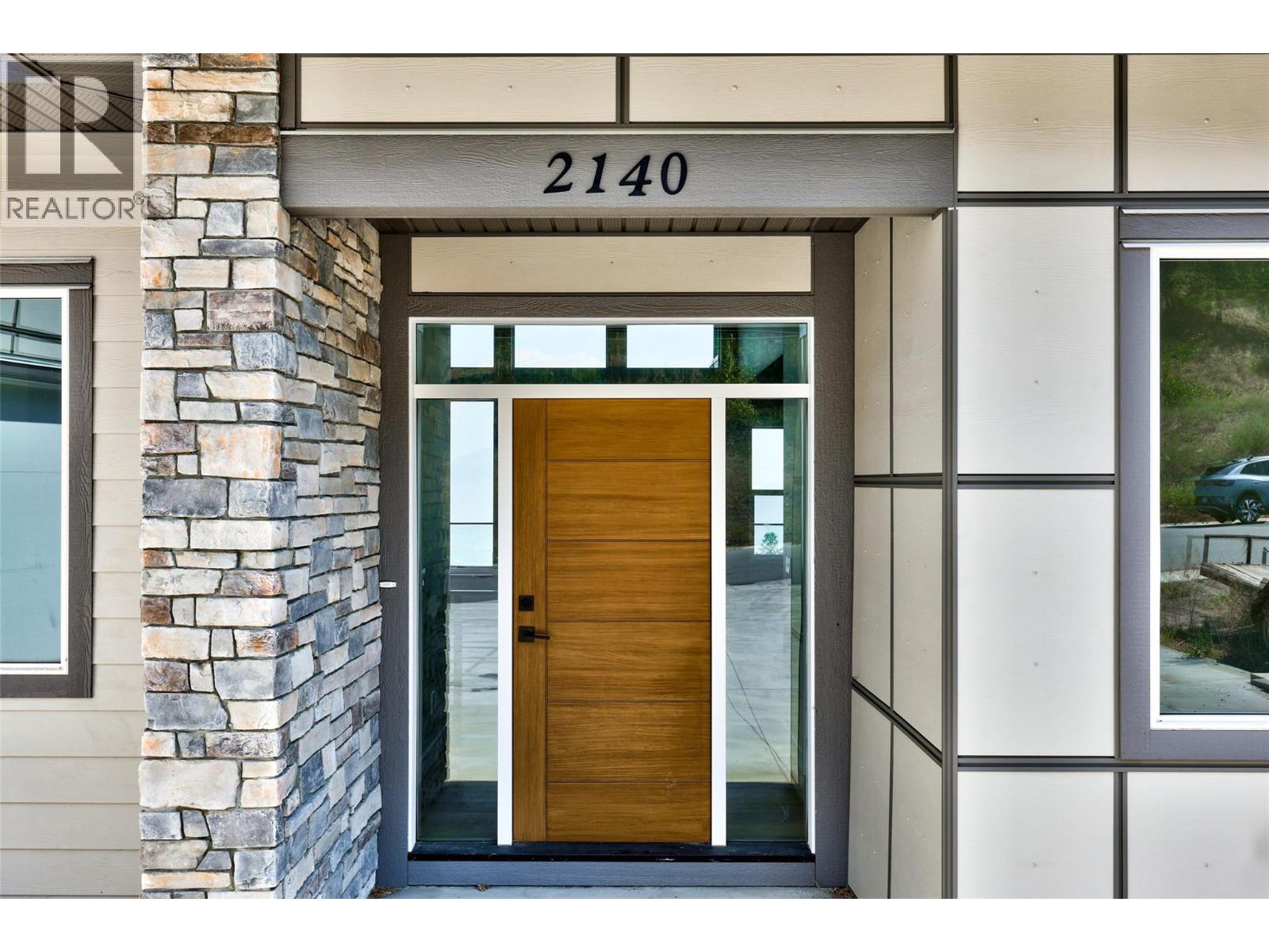 2140 Linfield Drive, Kamloops, British Columbia  V1S 0G3 - Photo 3 - 10394106