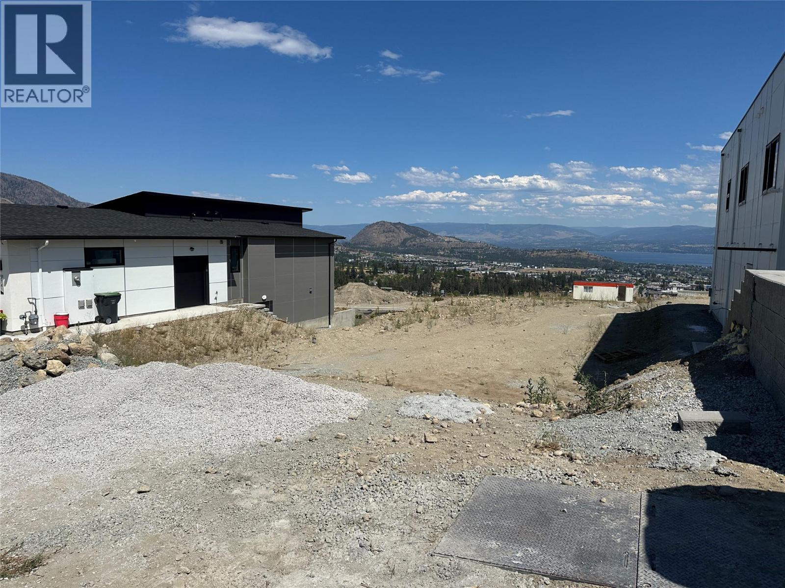 3745 Davidson Court, West Kelowna, British Columbia  V4T 0B1 - Photo 2 - 10395273