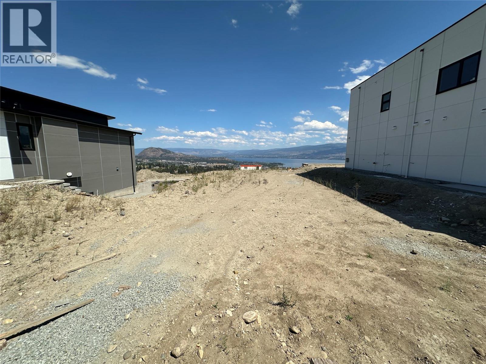 3745 Davidson Court, West Kelowna, British Columbia  V4T 0B1 - Photo 4 - 10395273
