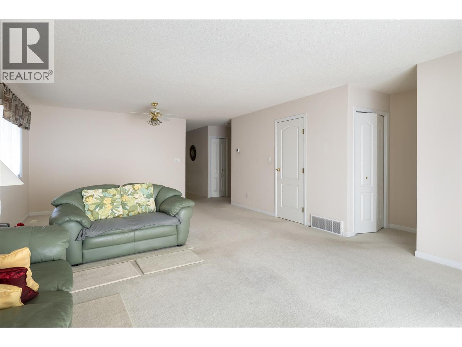 8770 Clerke Road, Coldstream, British Columbia  V1B 1W2 - Photo 5 - 10395450