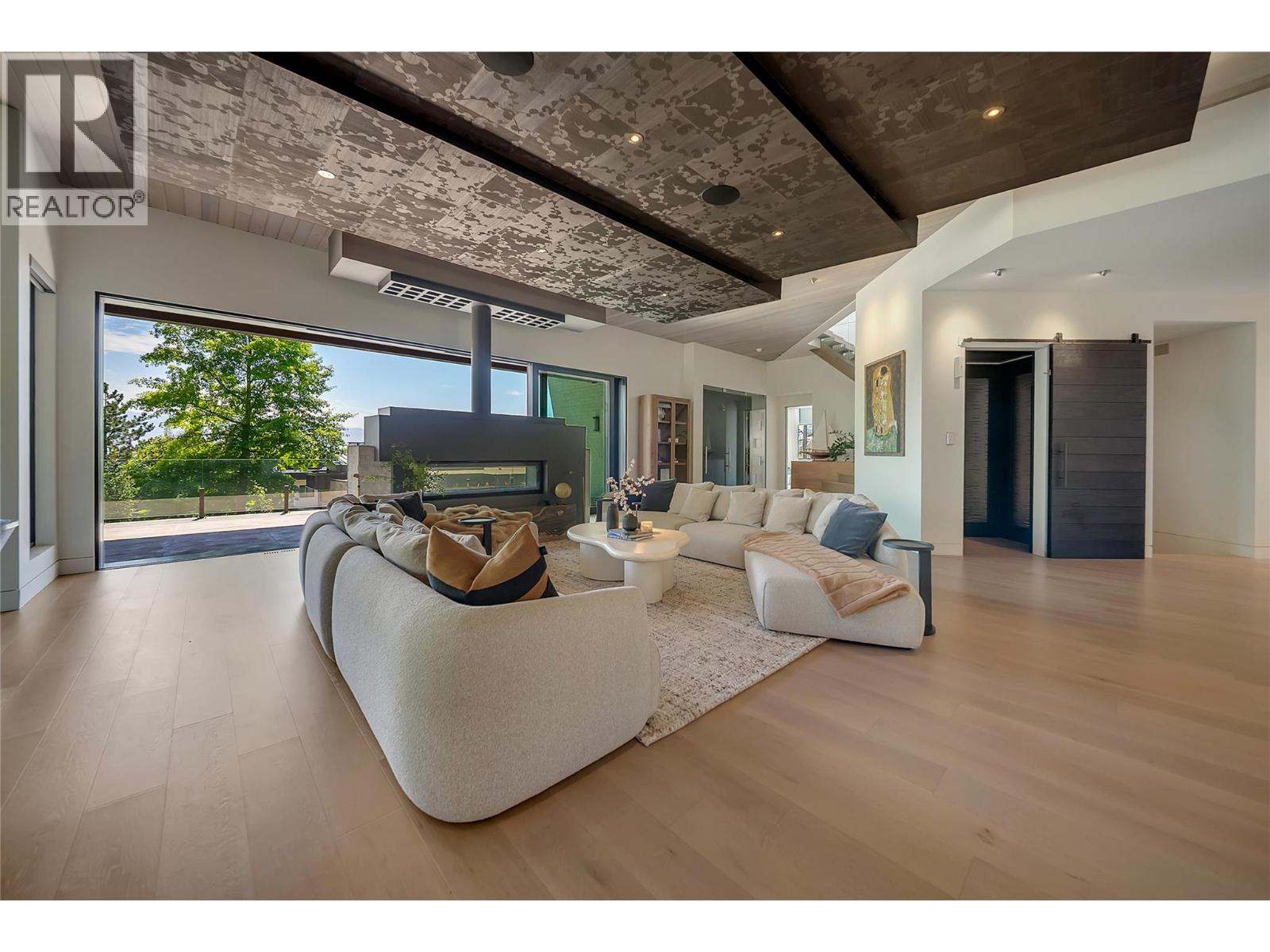 732 Highpointe Place, Kelowna, British Columbia  V1V 2Y3 - Photo 23 - 10395244