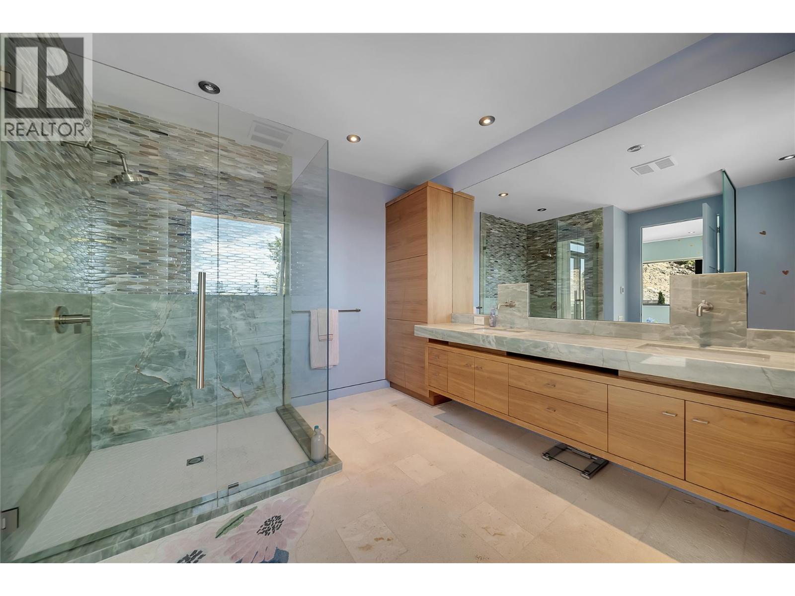 732 Highpointe Place, Kelowna, British Columbia  V1V 2Y3 - Photo 28 - 10395244