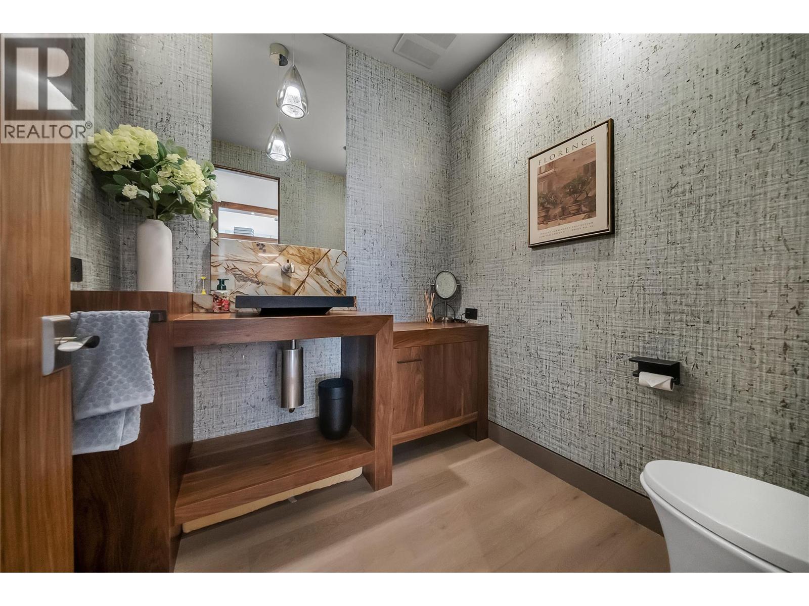 732 Highpointe Place, Kelowna, British Columbia  V1V 2Y3 - Photo 35 - 10395244