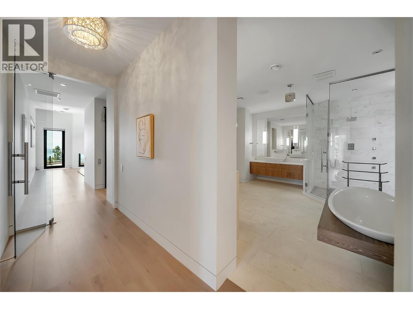 732 Highpointe Place, Kelowna, British Columbia  V1V 2Y3 - Photo 44 - 10395244