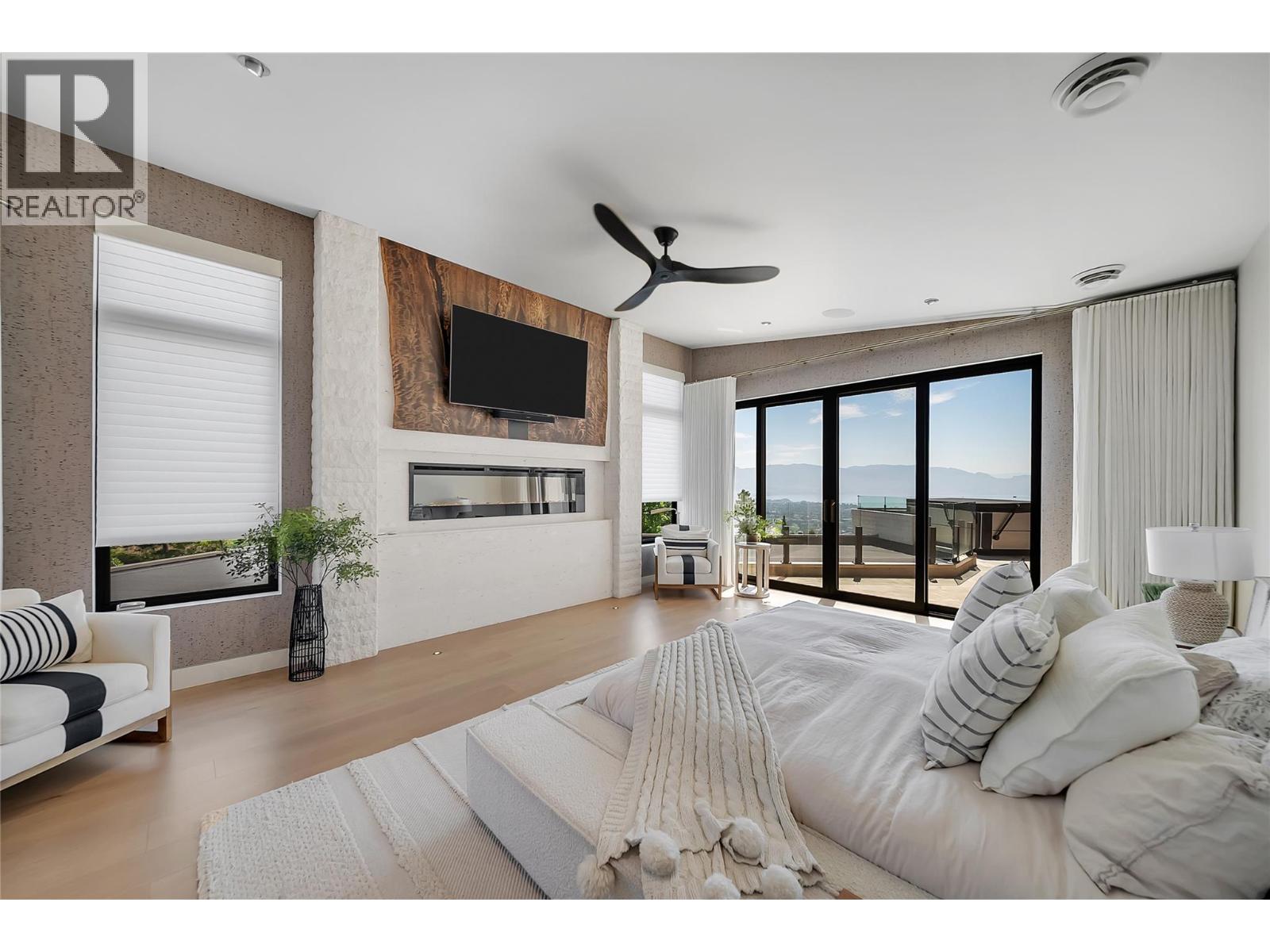 732 Highpointe Place, Kelowna, British Columbia  V1V 2Y3 - Photo 47 - 10395244