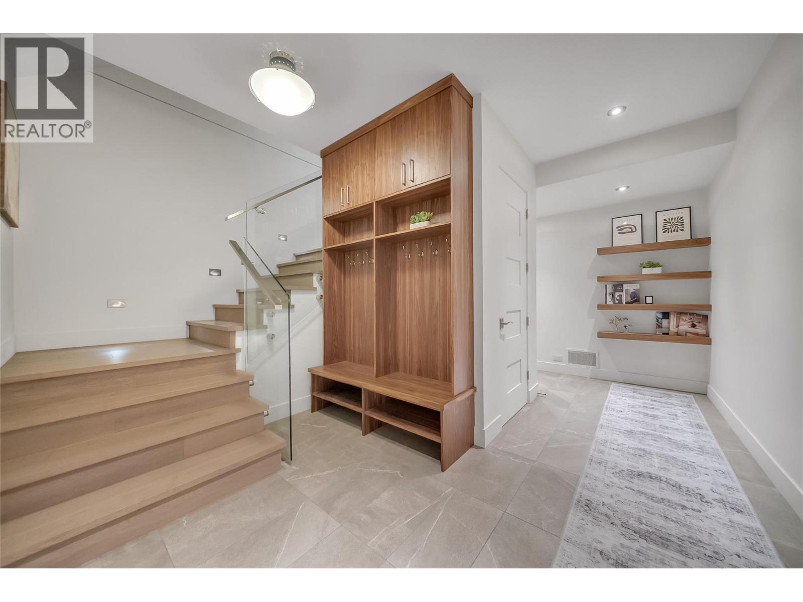 732 Highpointe Place, Kelowna, British Columbia  V1V 2Y3 - Photo 58 - 10395244