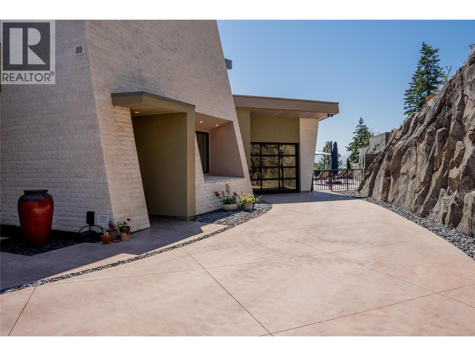 732 Highpointe Place, Kelowna, British Columbia  V1V 2Y3 - Photo 75 - 10395244