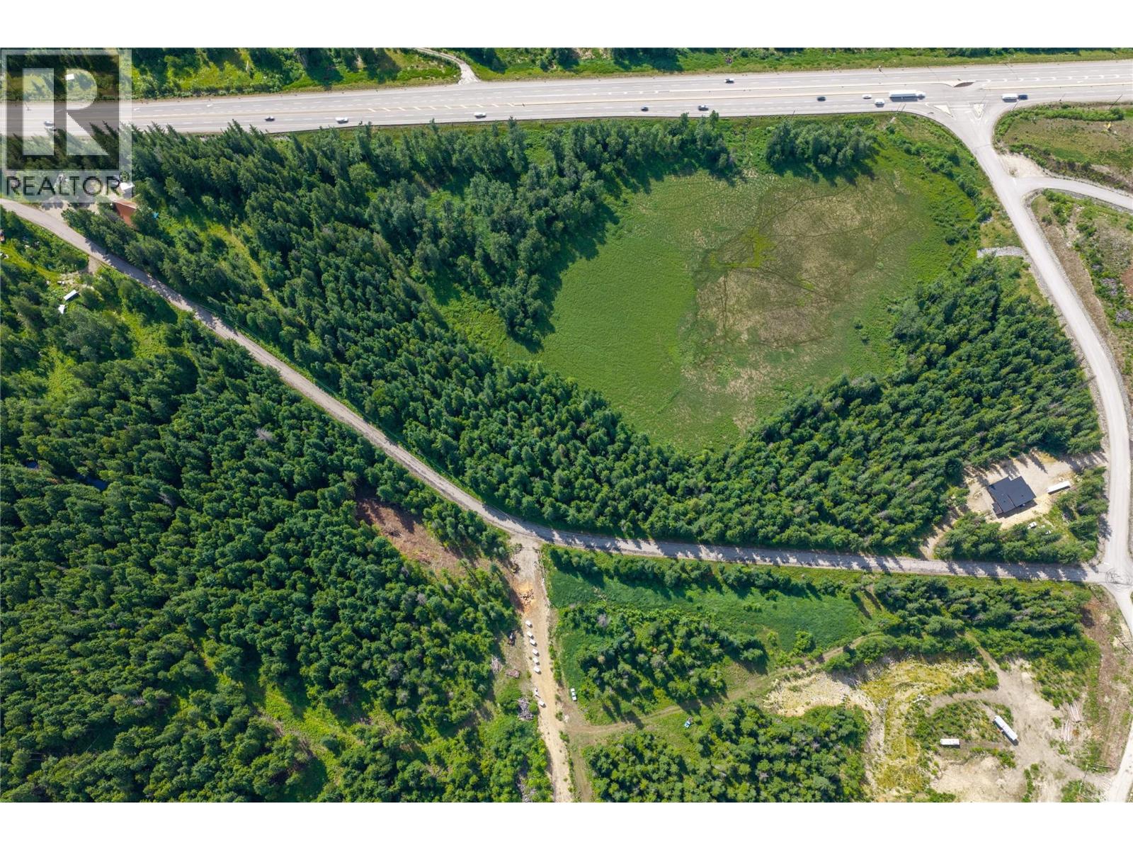 5597 Avoca Road, Malakwa, British Columbia  V0E 2J0 - Photo 6 - 10395008