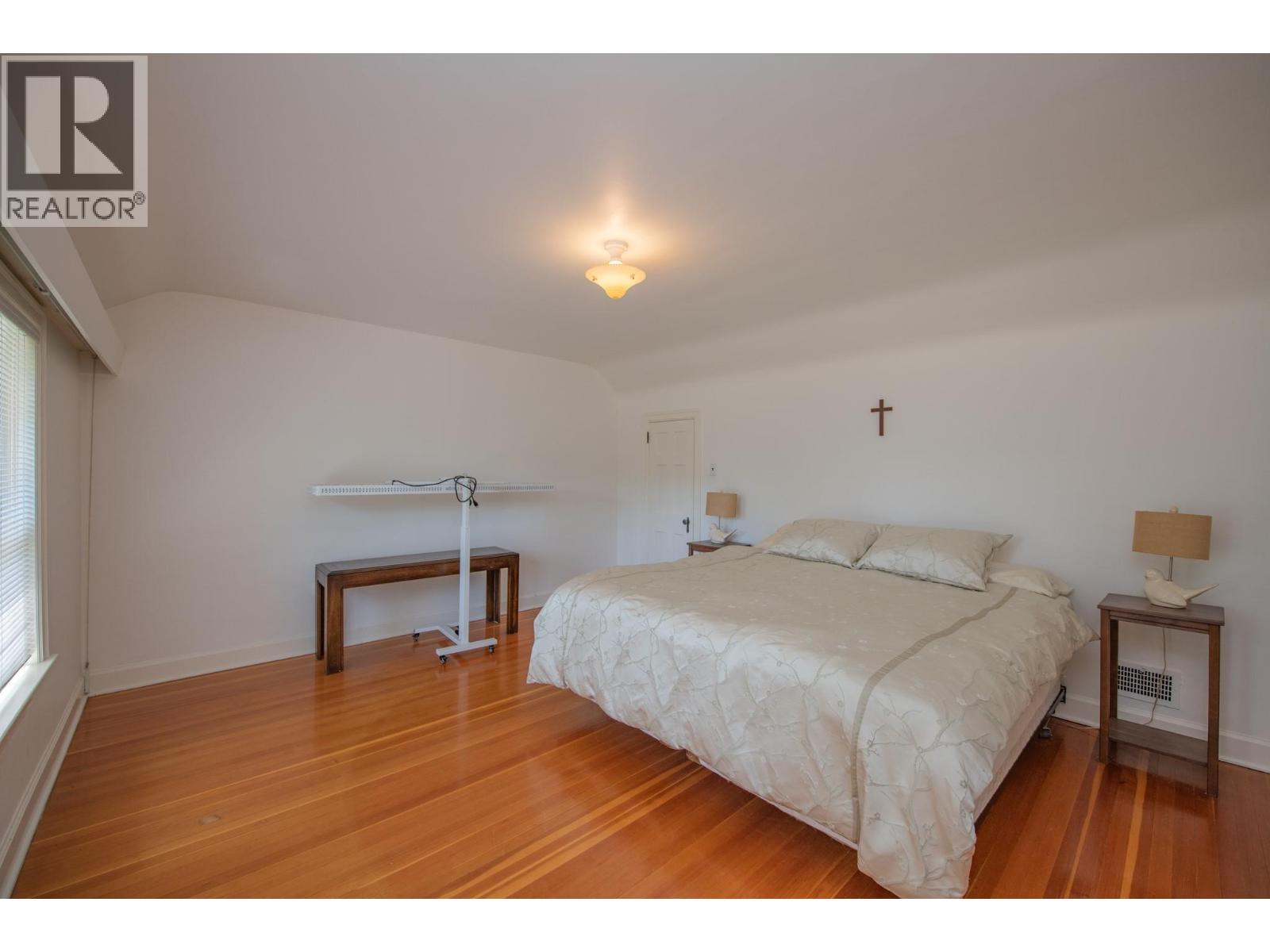1851 Miller Street, Lumby, British Columbia  V0E 2G0 - Photo 33 - 10394709