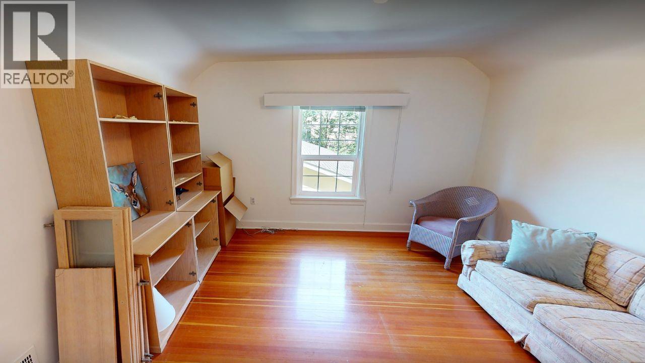1851 Miller Street, Lumby, British Columbia  V0E 2G0 - Photo 35 - 10394709