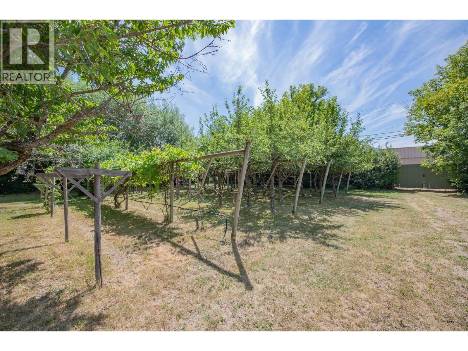 1851 Miller Street, Lumby, British Columbia  V0E 2G0 - Photo 63 - 10394709