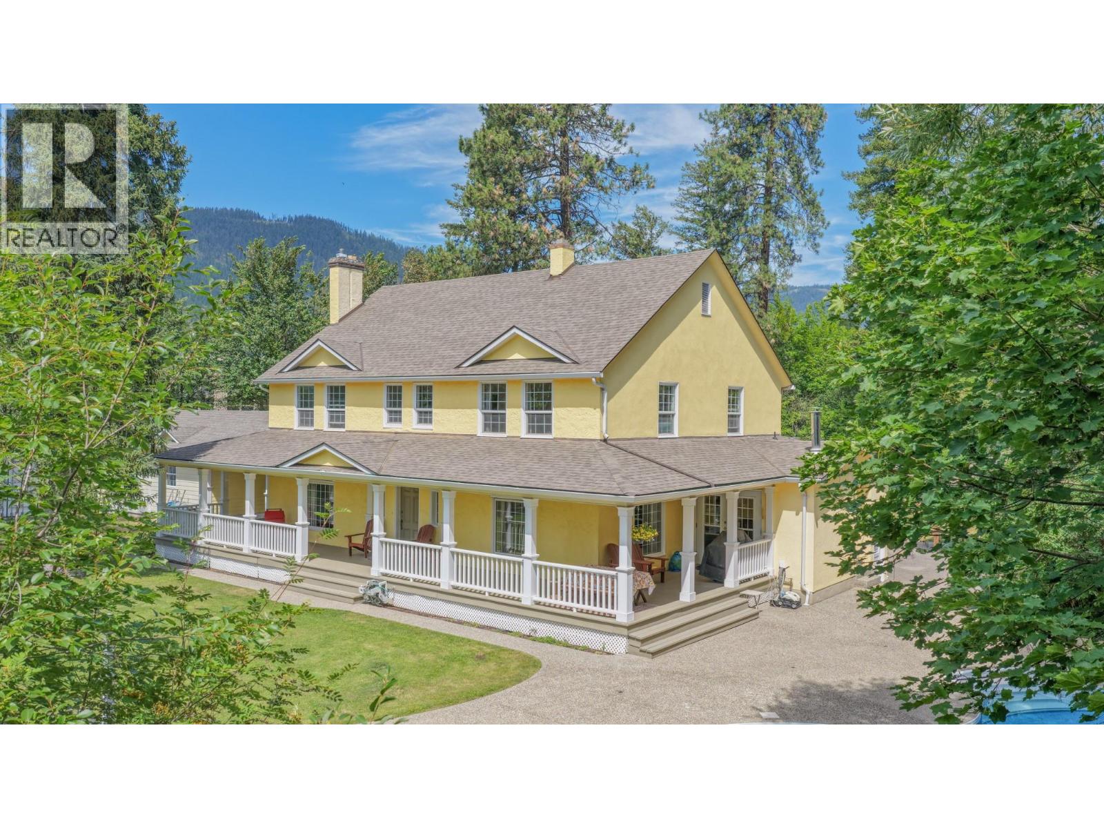 1851 Miller Street, Lumby, British Columbia  V0E 2G0 - Photo 71 - 10394709