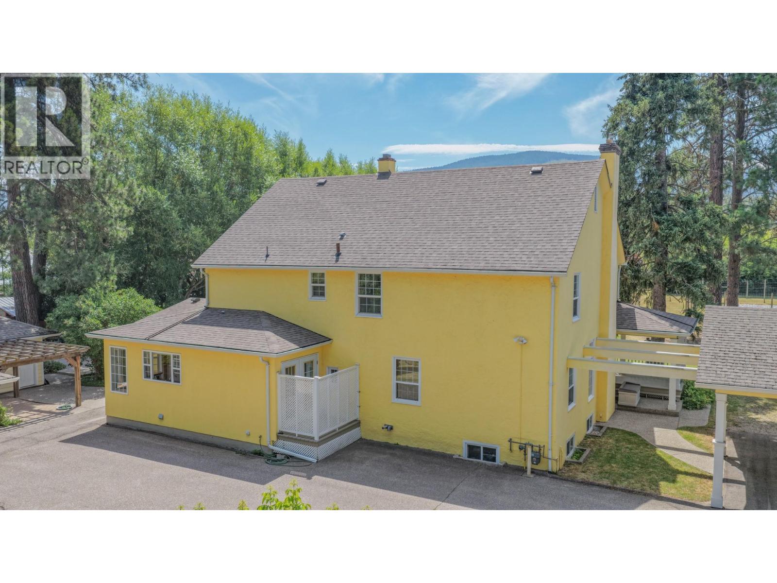 1851 Miller Street, Lumby, British Columbia  V0E 2G0 - Photo 74 - 10394709