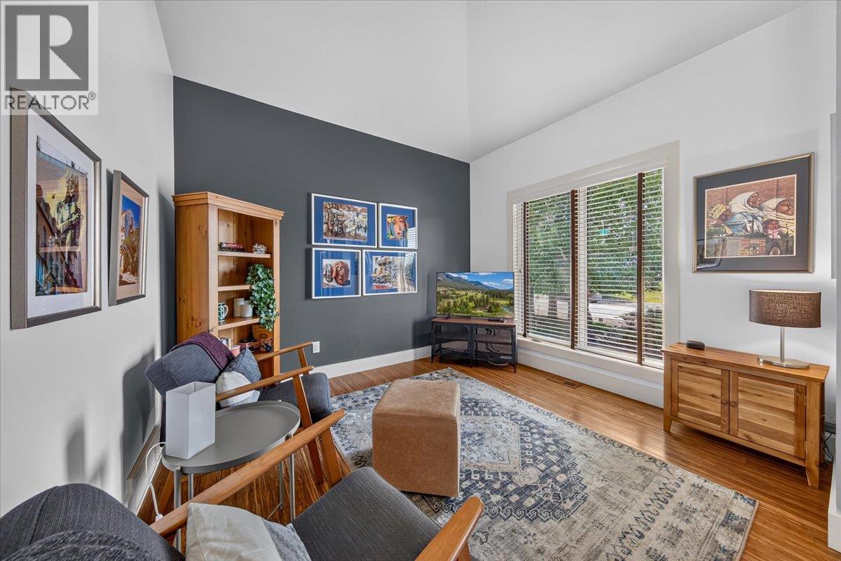 5210 Riverside Drive, Fairmont Hot Springs, British Columbia  V0B 1L1 - Photo 3 - 10395495