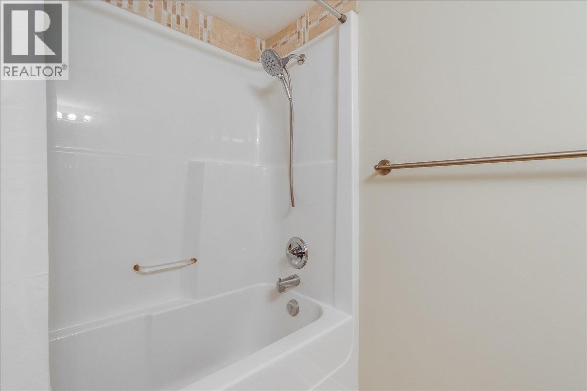 550 Rainbow Drive Unit# 204, Kaslo, British Columbia  V0G 1M0 - Photo 29 - 10395367