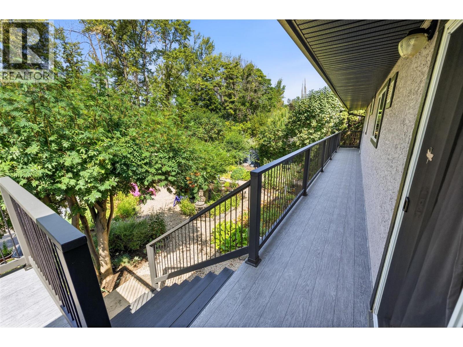 10330 Meadow Road, Lake Country, British Columbia  V1V 1V6 - Photo 25 - 10395157