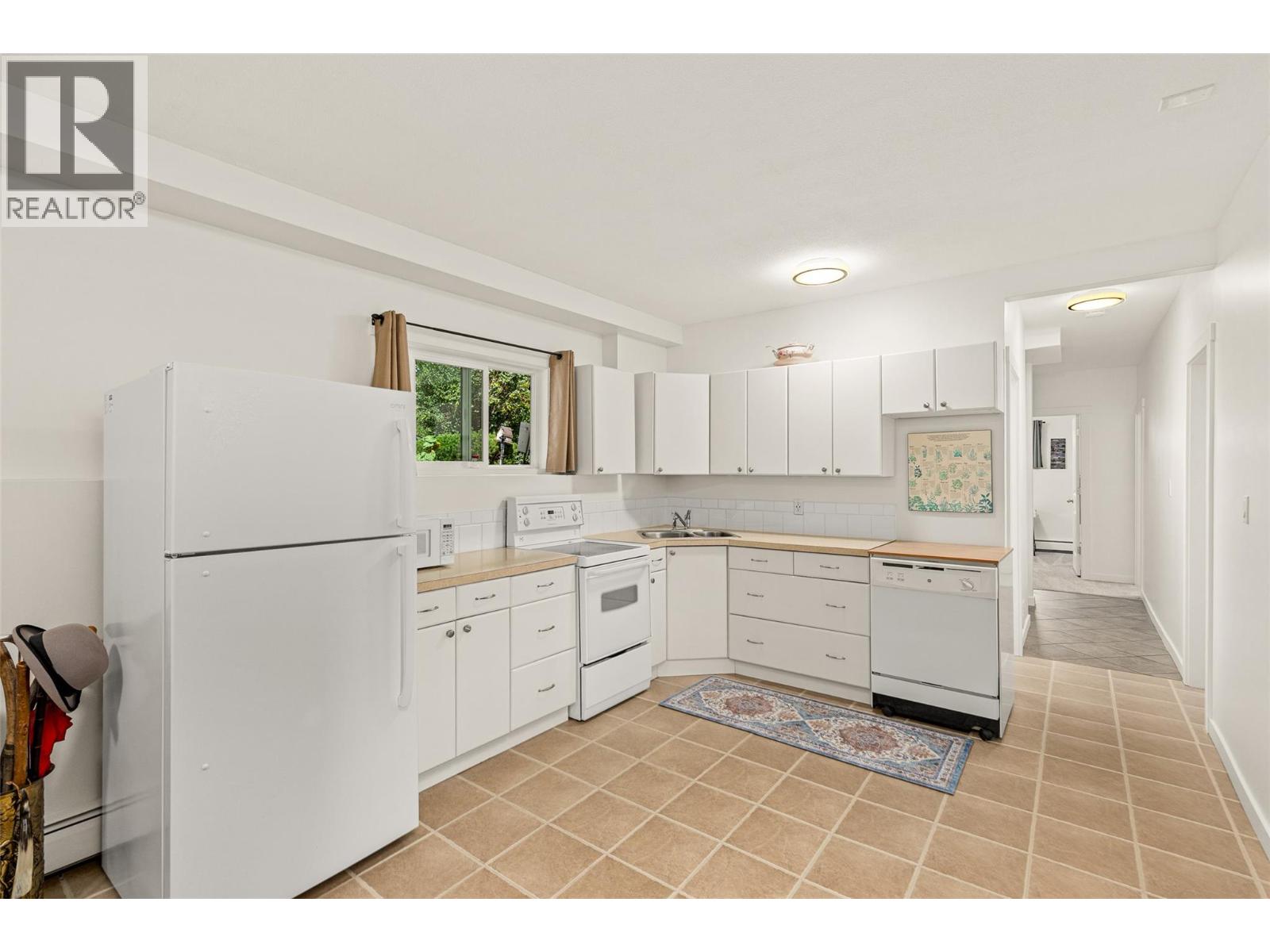 10330 Meadow Road, Lake Country, British Columbia  V1V 1V6 - Photo 40 - 10395157
