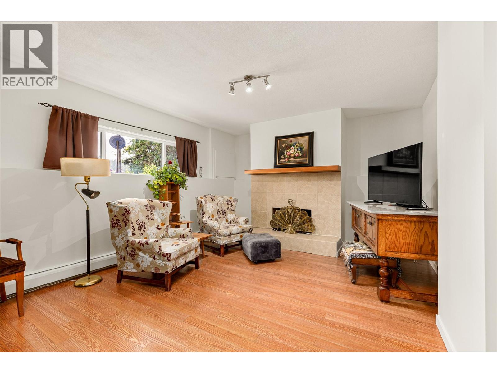 10330 Meadow Road, Lake Country, British Columbia  V1V 1V6 - Photo 44 - 10395157