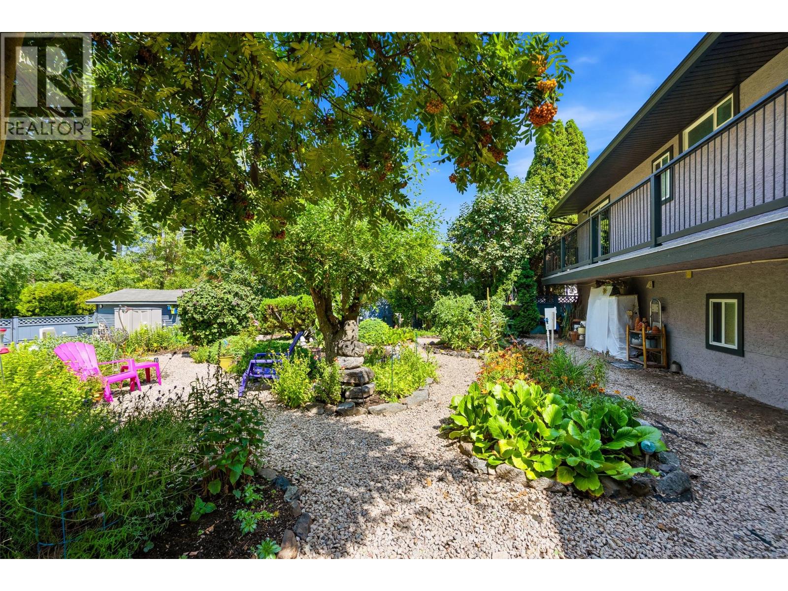 10330 Meadow Road, Lake Country, British Columbia  V1V 1V6 - Photo 55 - 10395157