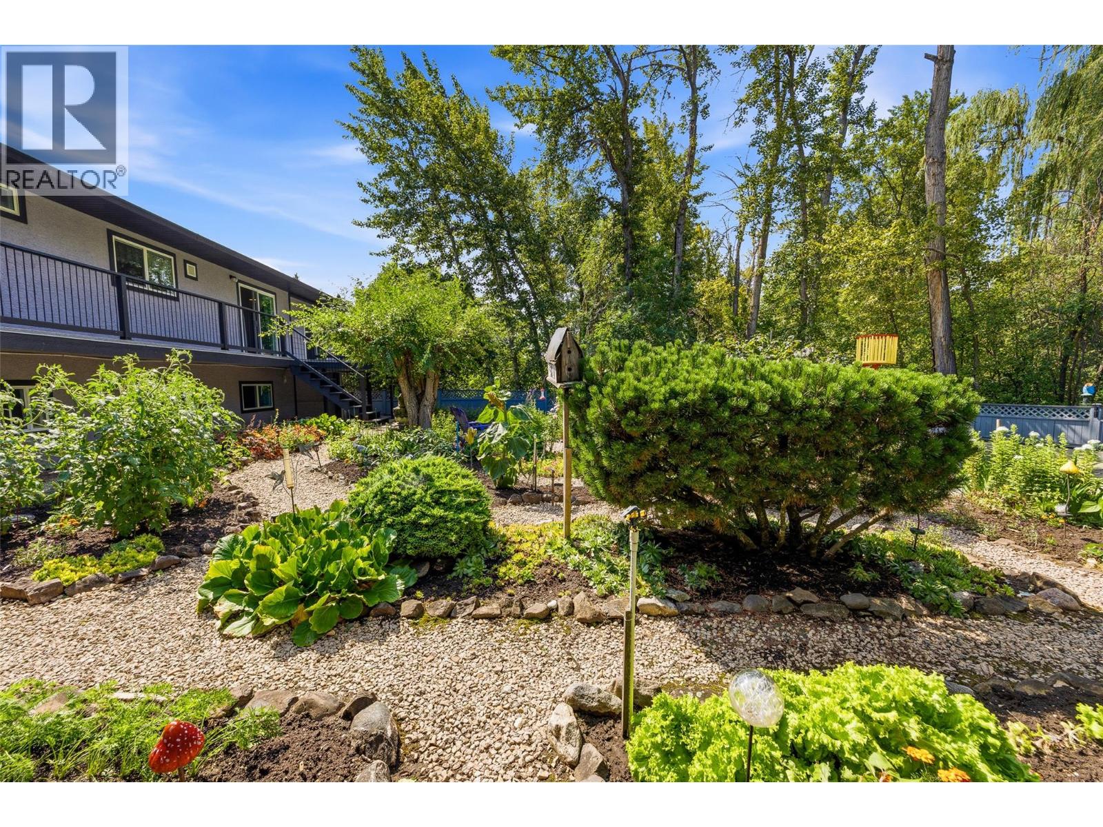 10330 Meadow Road, Lake Country, British Columbia  V1V 1V6 - Photo 57 - 10395157
