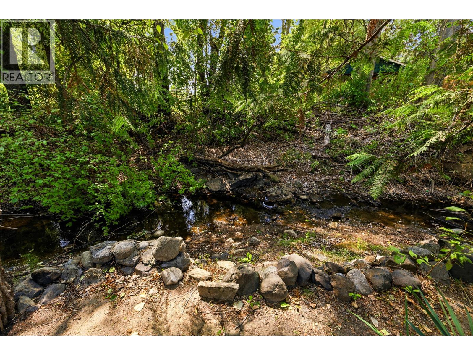 10330 Meadow Road, Lake Country, British Columbia  V1V 1V6 - Photo 69 - 10395157