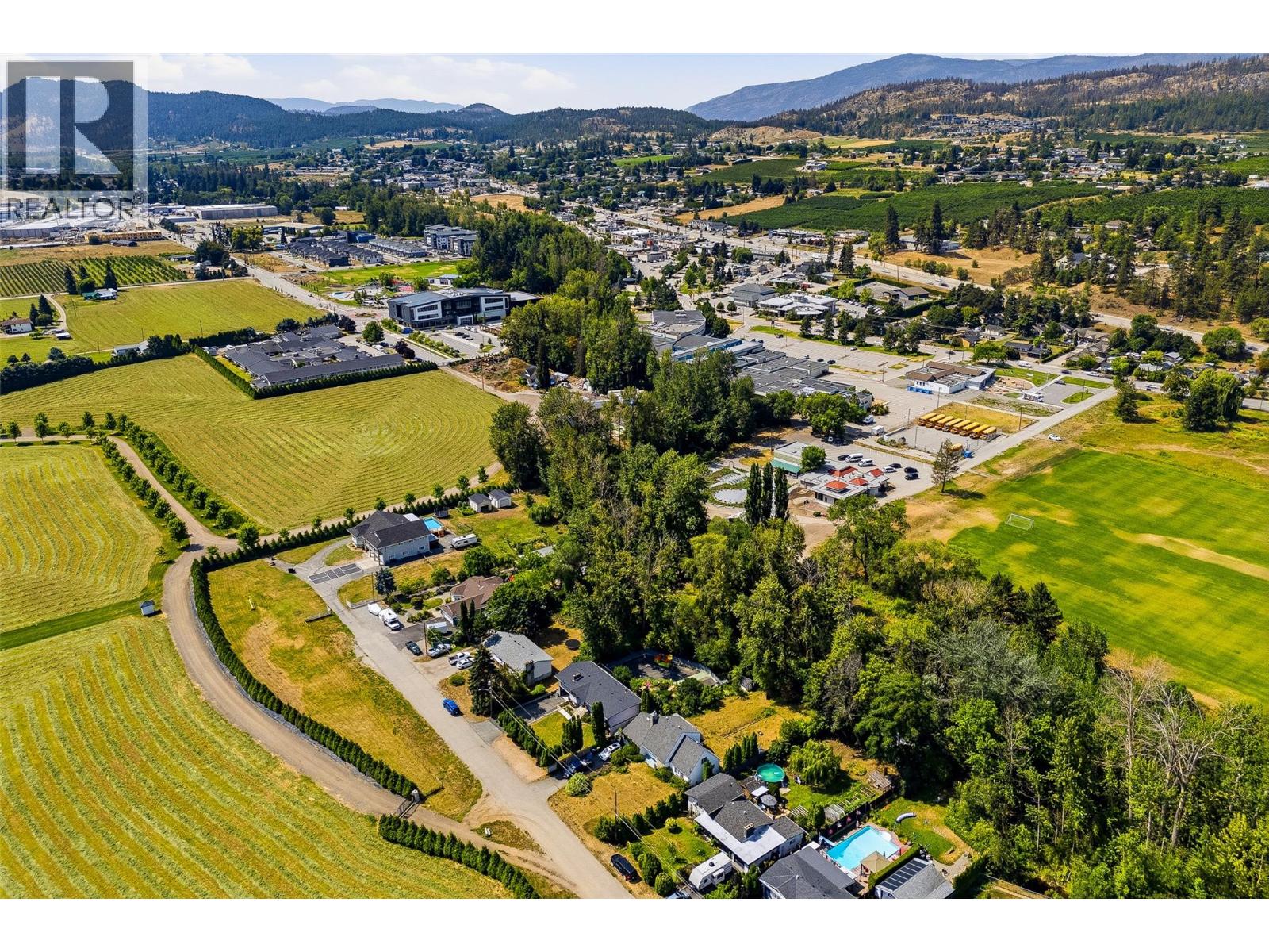 10330 Meadow Road, Lake Country, British Columbia  V1V 1V6 - Photo 82 - 10395157