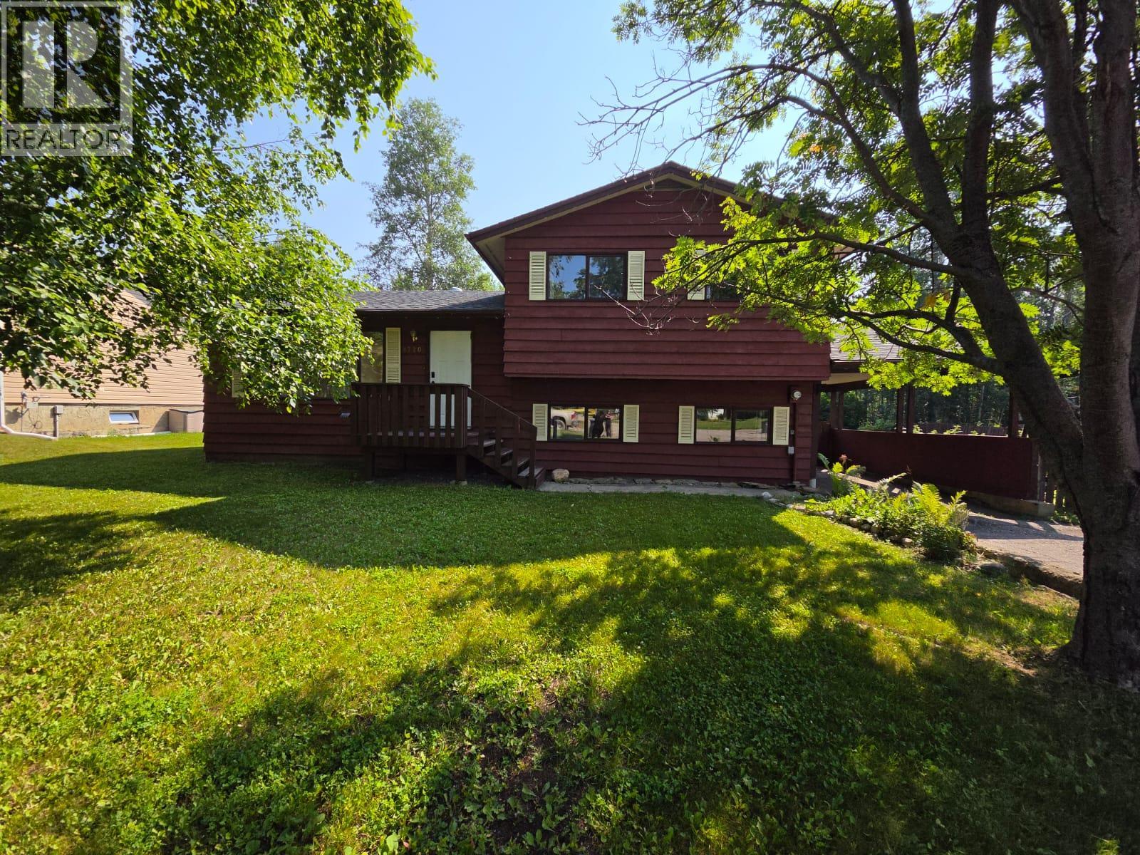 4720 Centurion Crescent Ne, Chetwynd, British Columbia  V0C 1J0 - Photo 1 - 10395571
