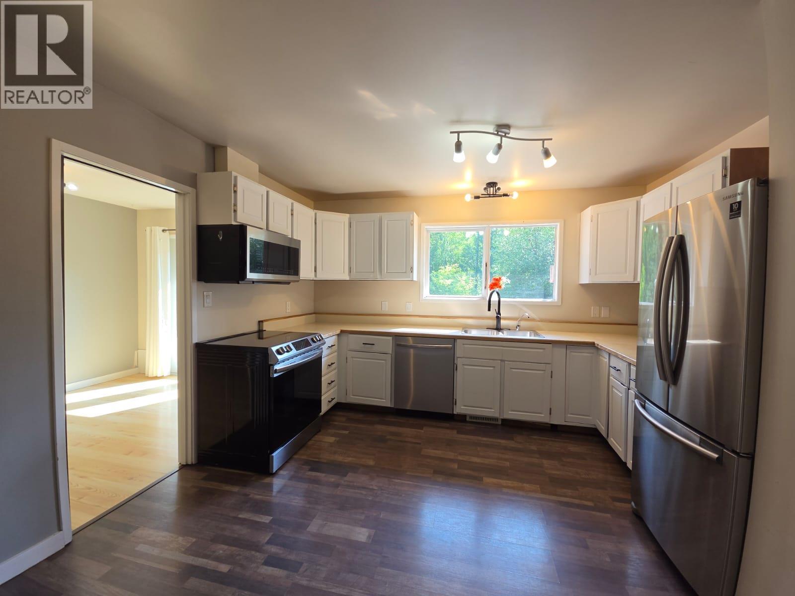 4720 Centurion Crescent Ne, Chetwynd, British Columbia  V0C 1J0 - Photo 13 - 10395571