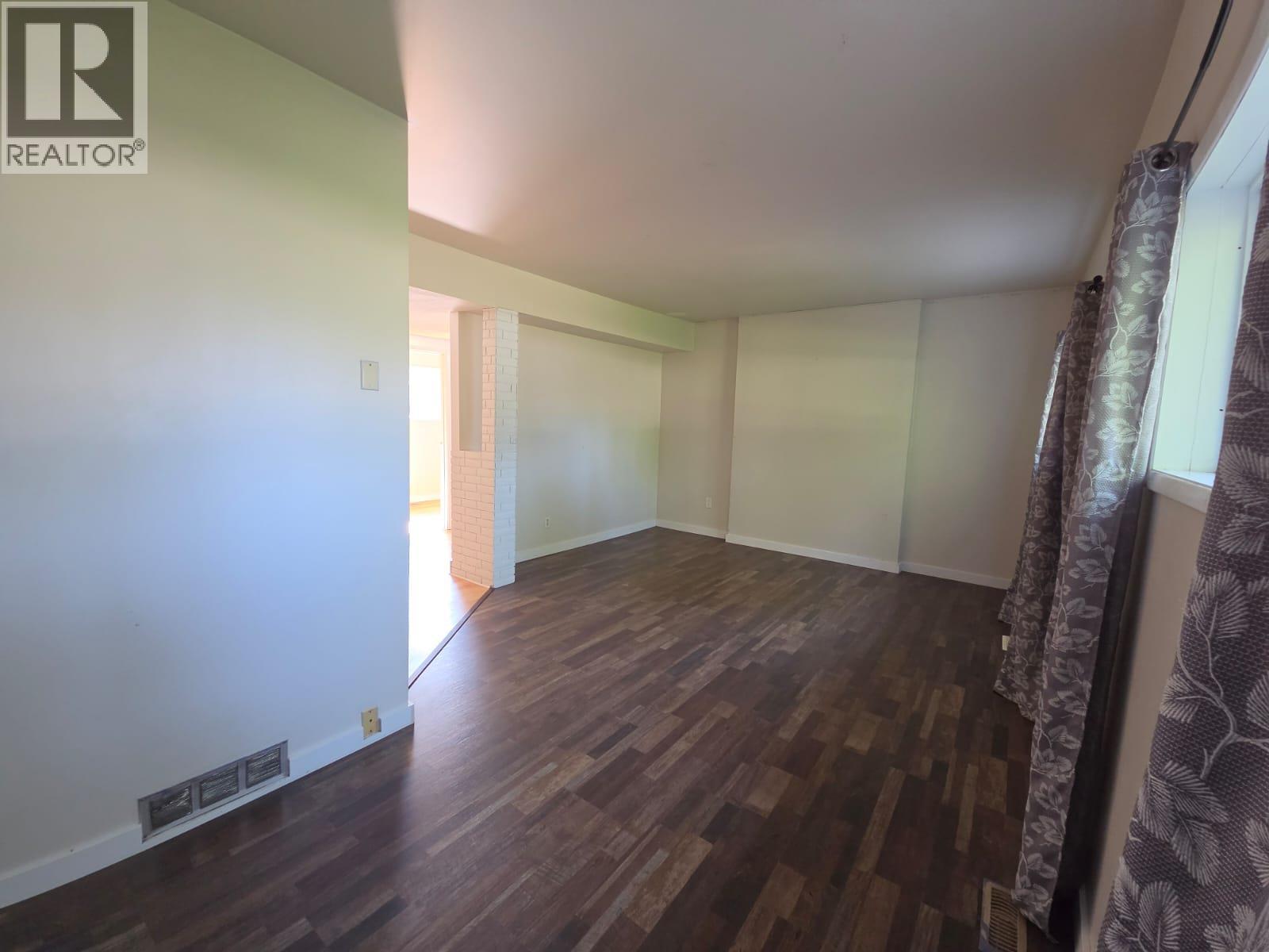 4720 Centurion Crescent Ne, Chetwynd, British Columbia  V0C 1J0 - Photo 8 - 10395571