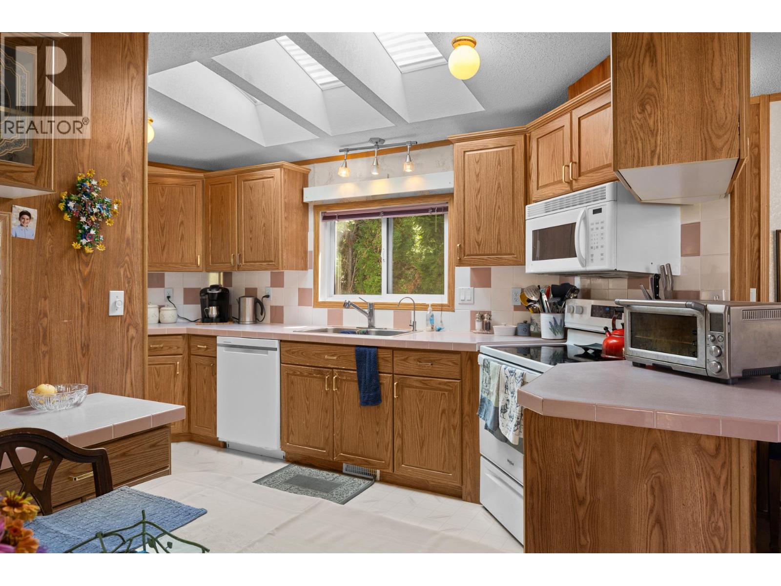 1880 Old Boucherie Road Unit# 185, West Kelowna, British Columbia  V4T 1Z2 - Photo 9 - 10395250