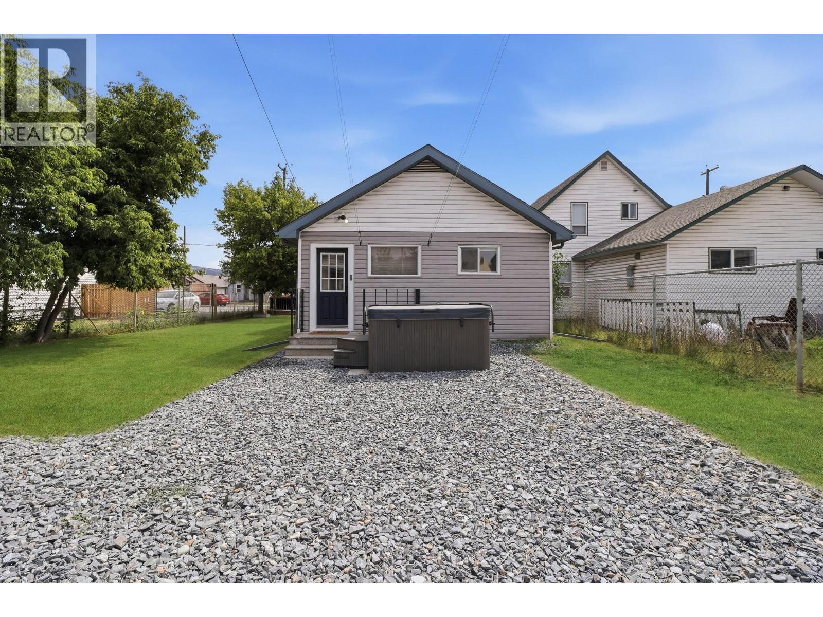 225 14 Avenue N, Cranbrook, British Columbia  V1C 3W3 - Photo 32 - 10395491