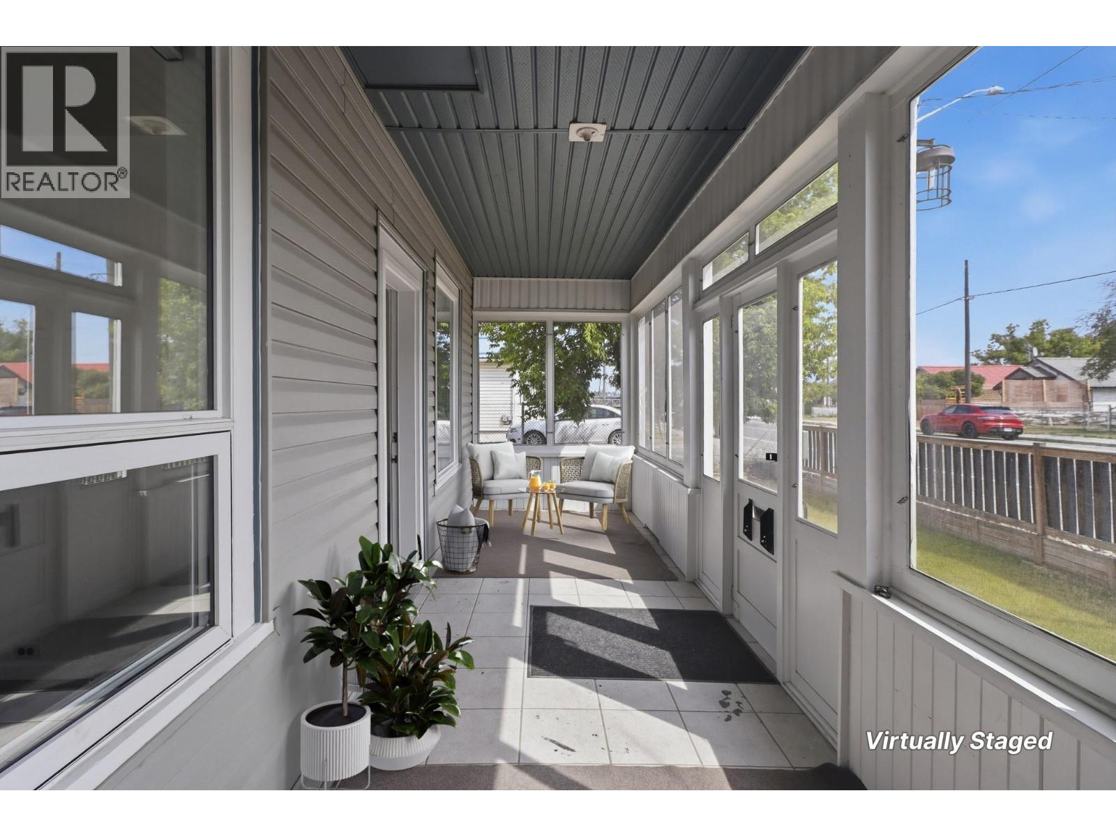 225 14 Avenue N, Cranbrook, British Columbia  V1C 3W3 - Photo 6 - 10395491