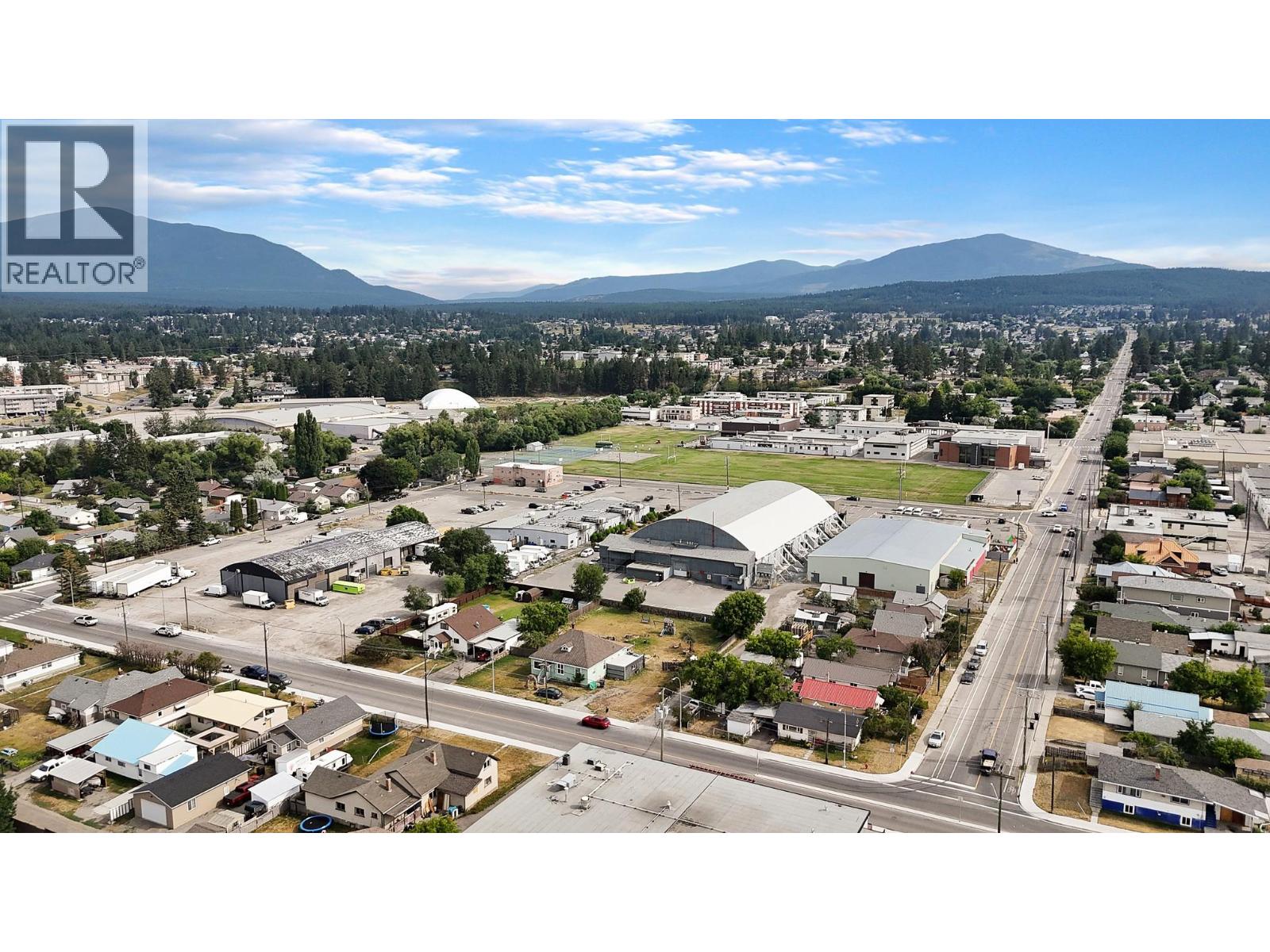 1415 4 Street N, Cranbrook, British Columbia  V1C 3L6 - Photo 29 - 10395437