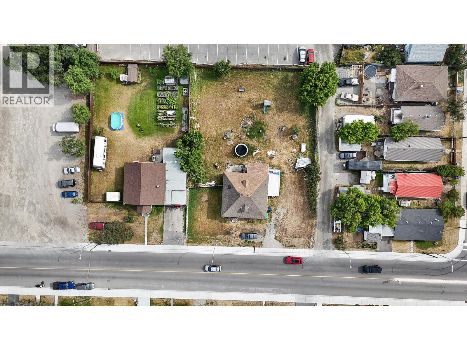 1415 4 Street N, Cranbrook, British Columbia  V1C 3L6 - Photo 5 - 10395437