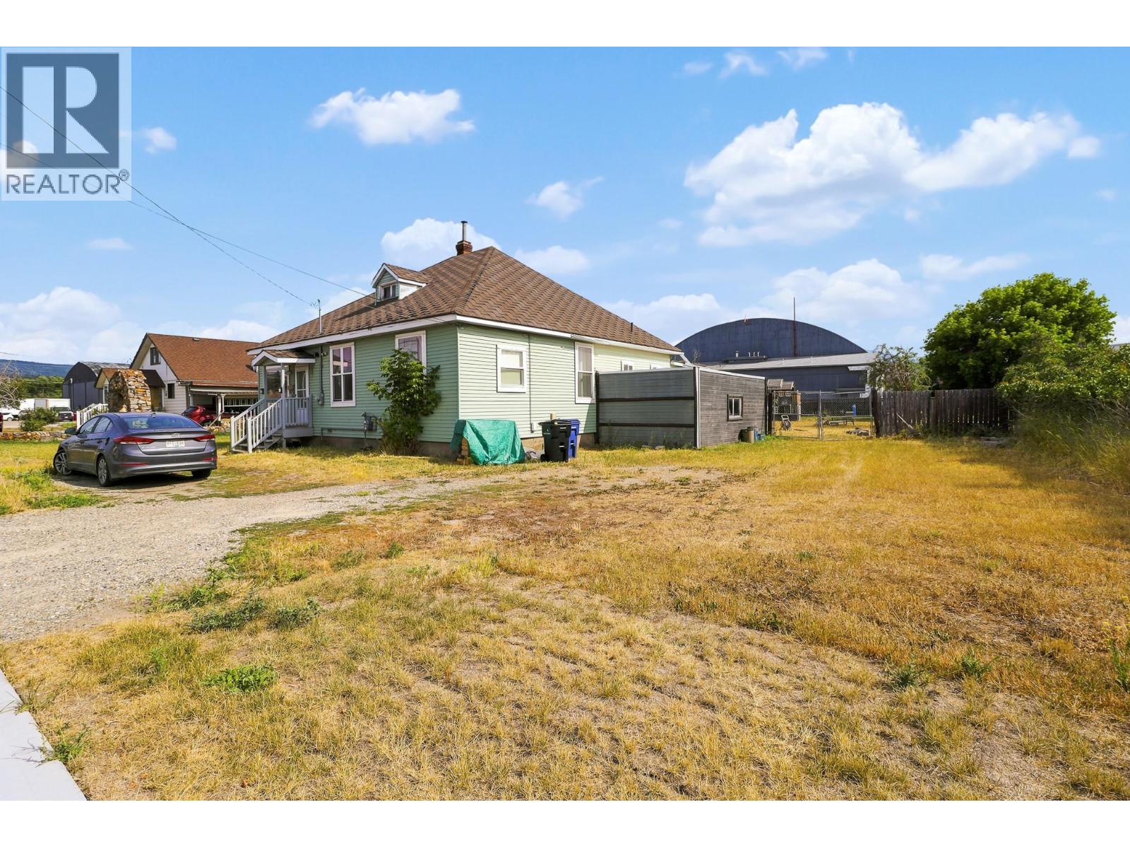 1415 4 Street N, Cranbrook, British Columbia  V1C 3L6 - Photo 9 - 10395437