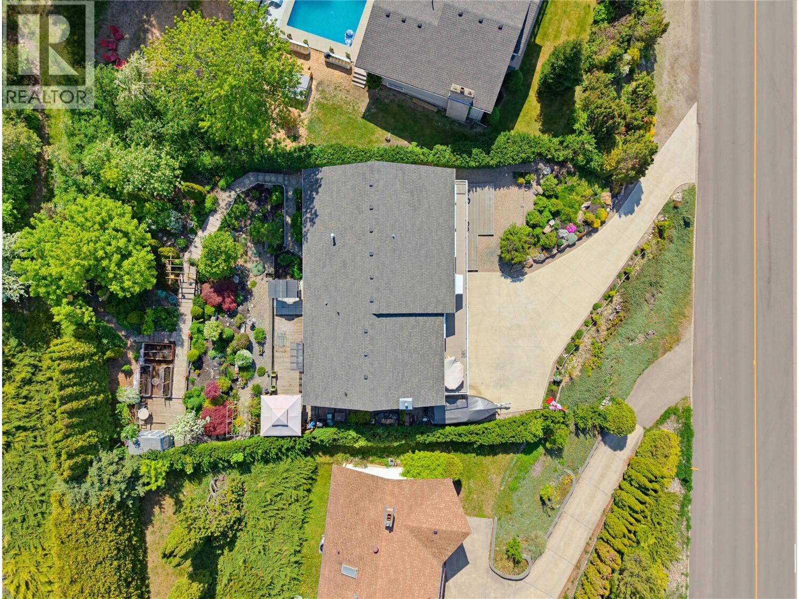 4410 Lakeshore Road Ne, Salmon Arm, British Columbia  V1E 3N6 - Photo 42 - 10395106