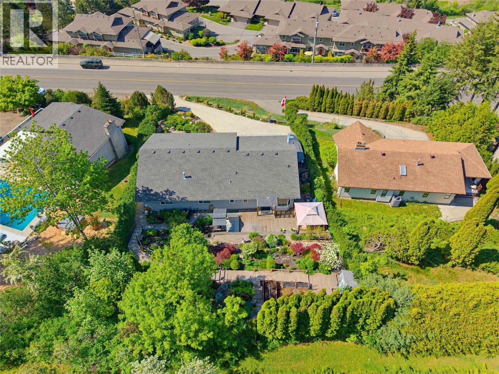 4410 Lakeshore Road Ne, Salmon Arm, British Columbia  V1E 3N6 - Photo 43 - 10395106