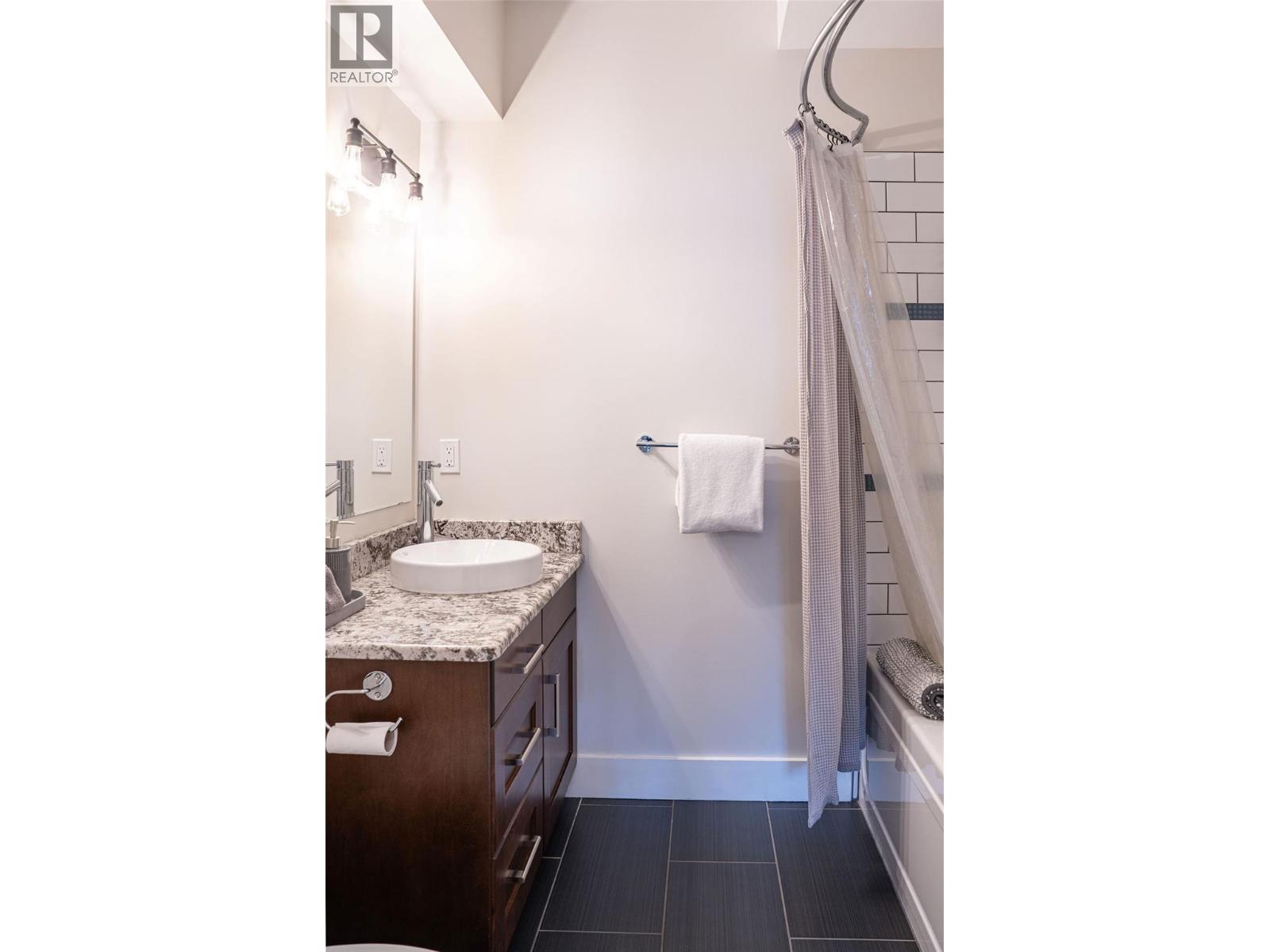 309 First Street W Unit# 203 Lot# 11, Revelstoke, British Columbia  V0E 2S0 - Photo 16 - 10394117