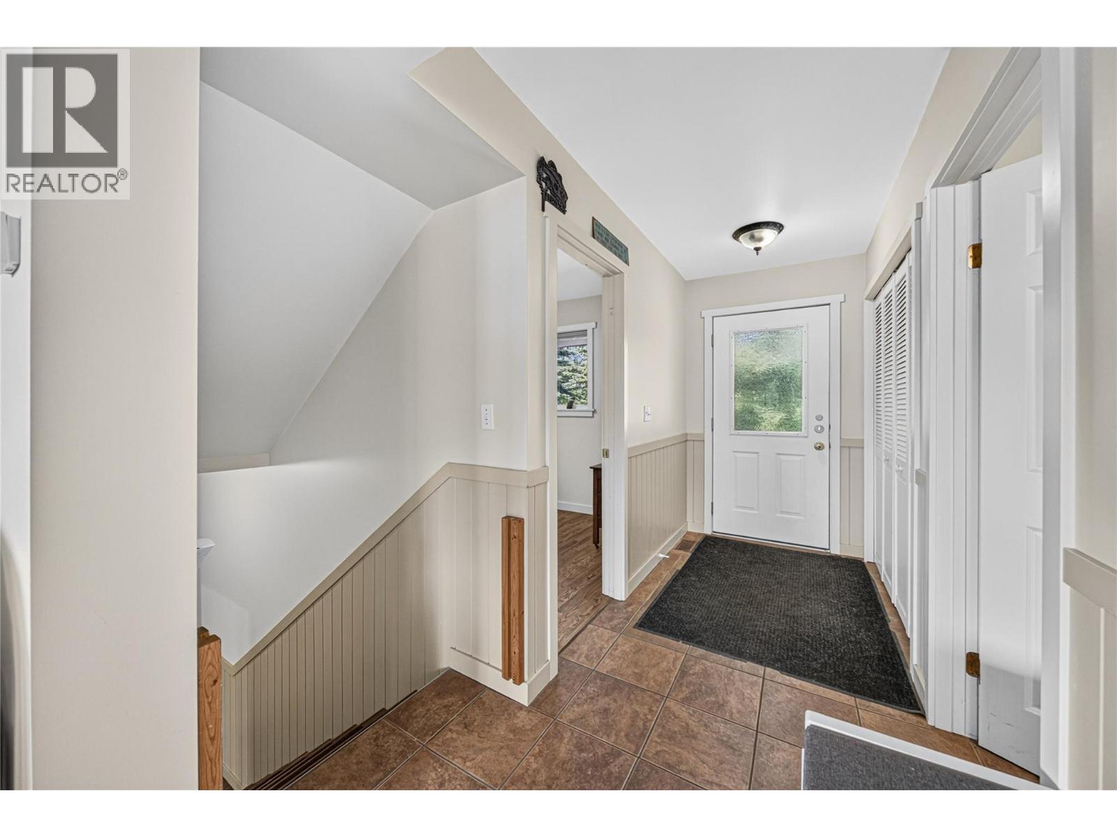 6152 Cunliffe Road Road, Fernie, British Columbia  V0B 1M5 - Photo 10 - 10395638