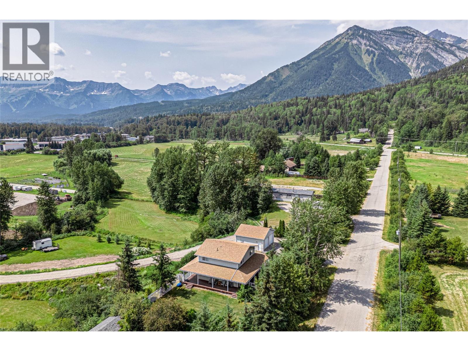 6152 Cunliffe Road Road, Fernie, British Columbia  V0B 1M5 - Photo 36 - 10395638