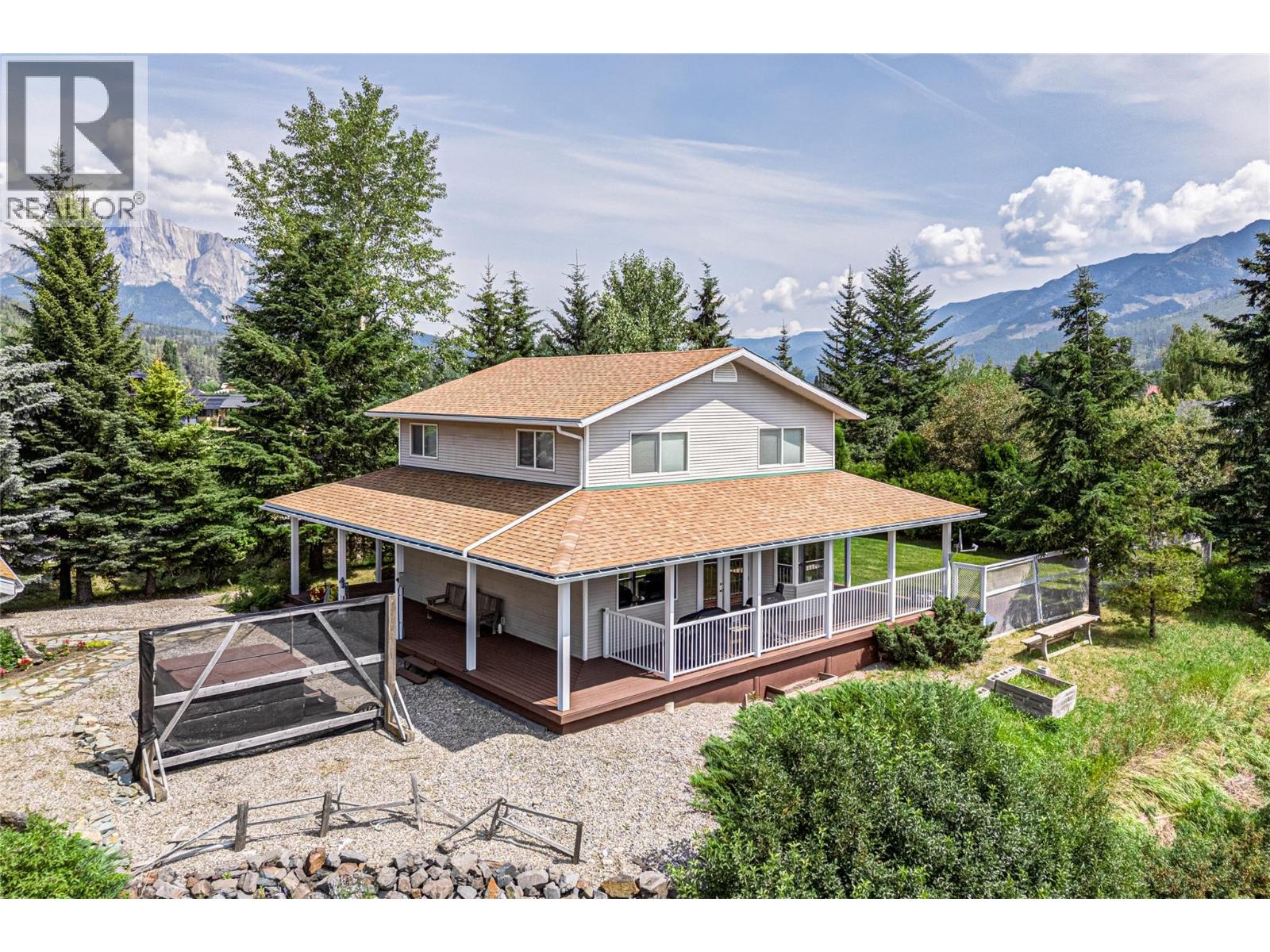 6152 Cunliffe Road Road, Fernie, British Columbia  V0B 1M5 - Photo 5 - 10395638