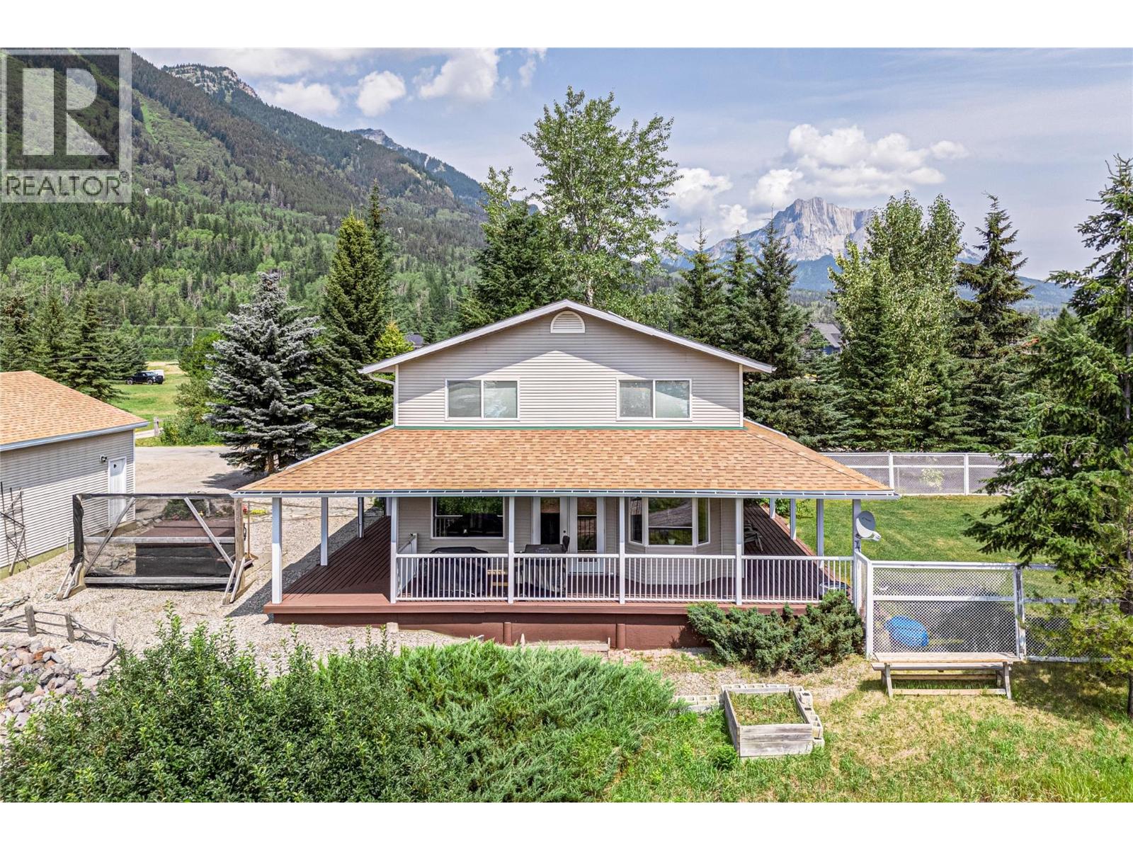 6152 Cunliffe Road Road, Fernie, British Columbia  V0B 1M5 - Photo 7 - 10395638