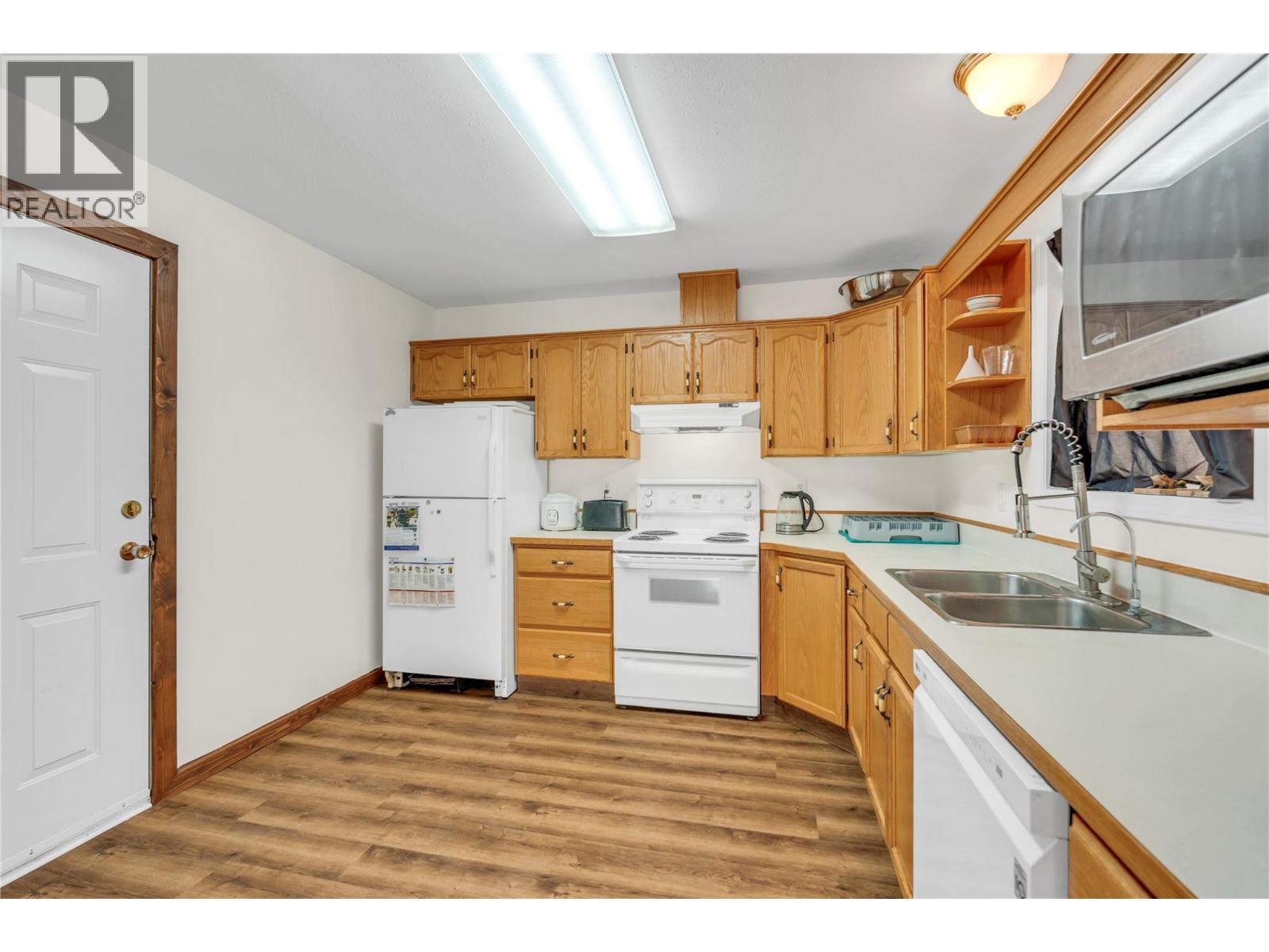 597 Municipal Avenue Unit# 102, Penticton, British Columbia  V2A 2R3 - Photo 14 - 10395672