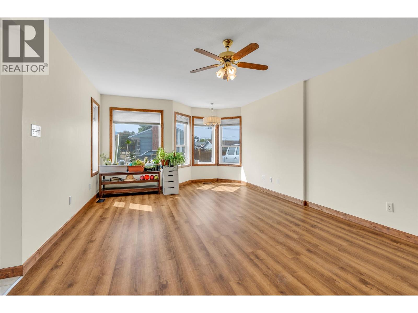 597 Municipal Avenue Unit# 102, Penticton, British Columbia  V2A 2R3 - Photo 4 - 10395672