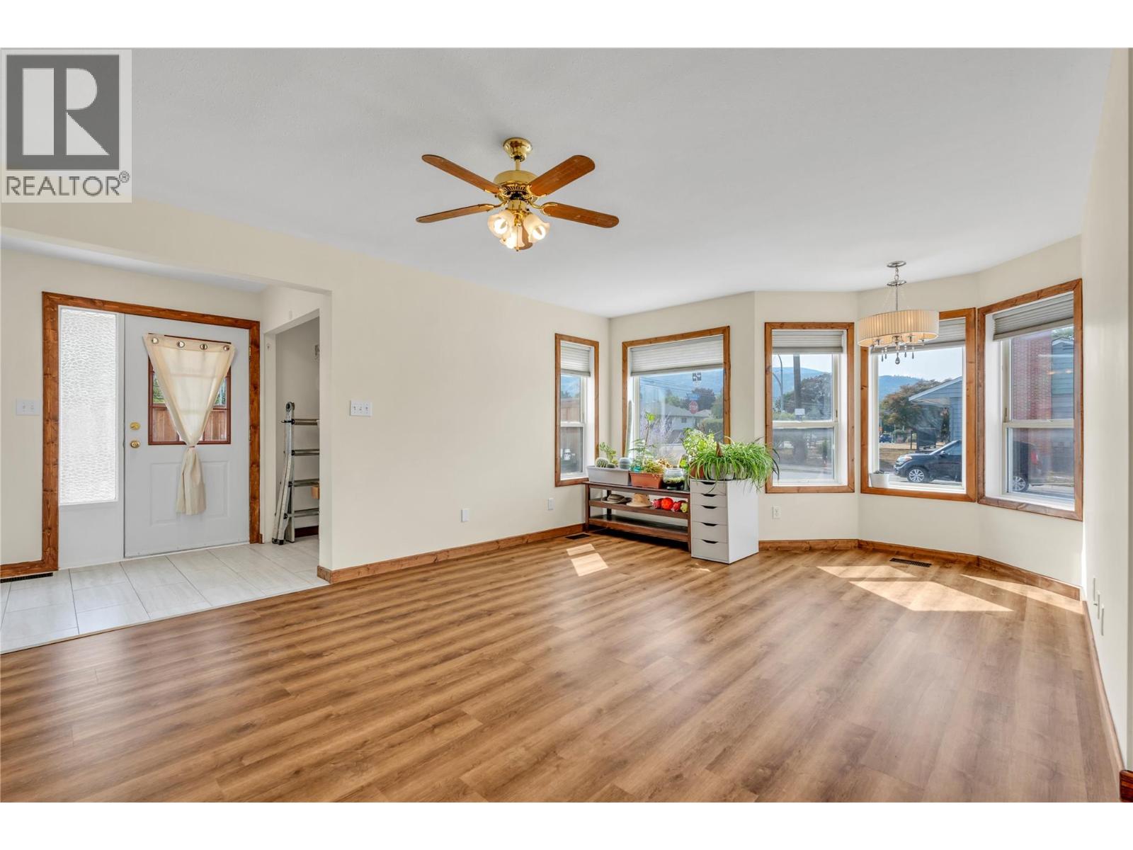 597 Municipal Avenue Unit# 102, Penticton, British Columbia  V2A 2R3 - Photo 5 - 10395672