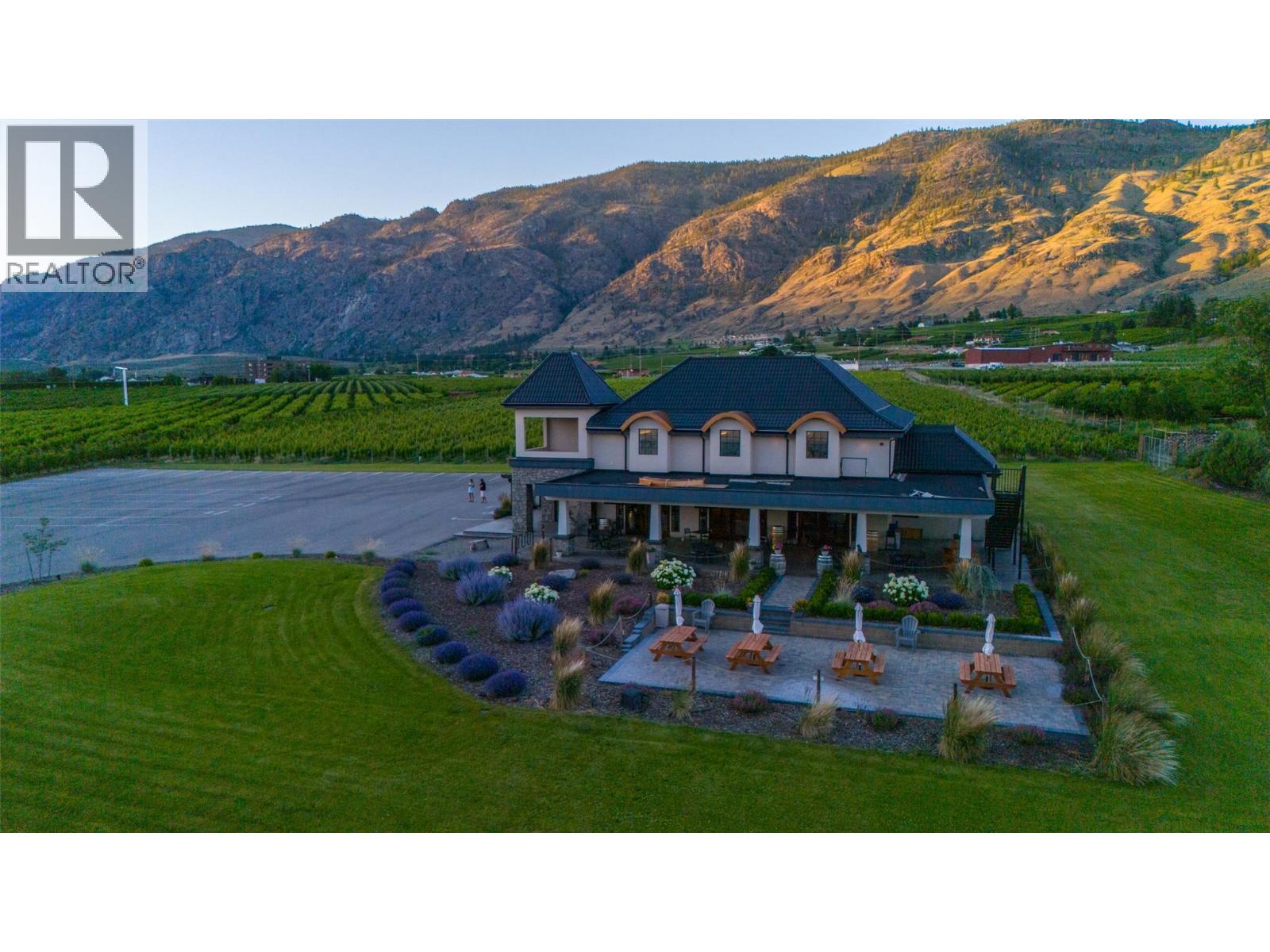 5221 45 Street, Osoyoos, British Columbia  V0H 1V6 - Photo 11 - 10395676