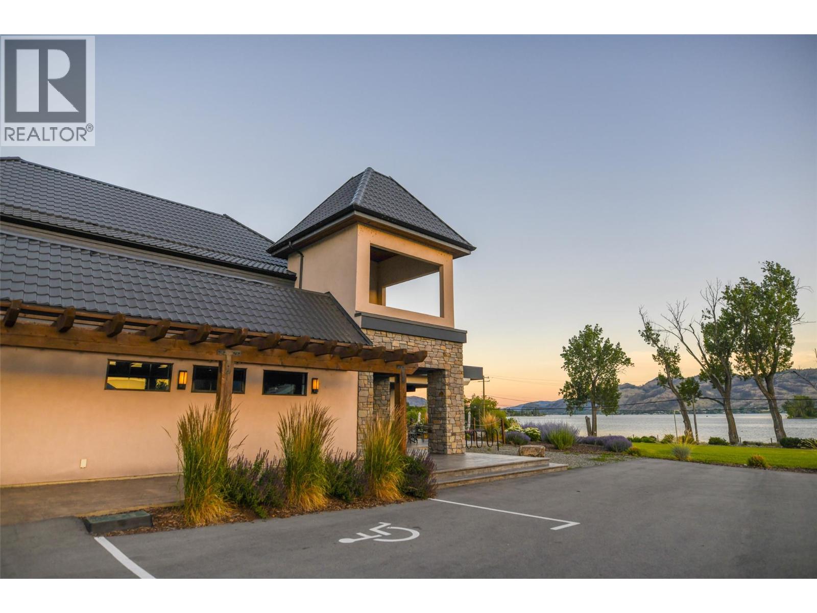 5221 45 Street, Osoyoos, British Columbia  V0H 1V6 - Photo 12 - 10395676
