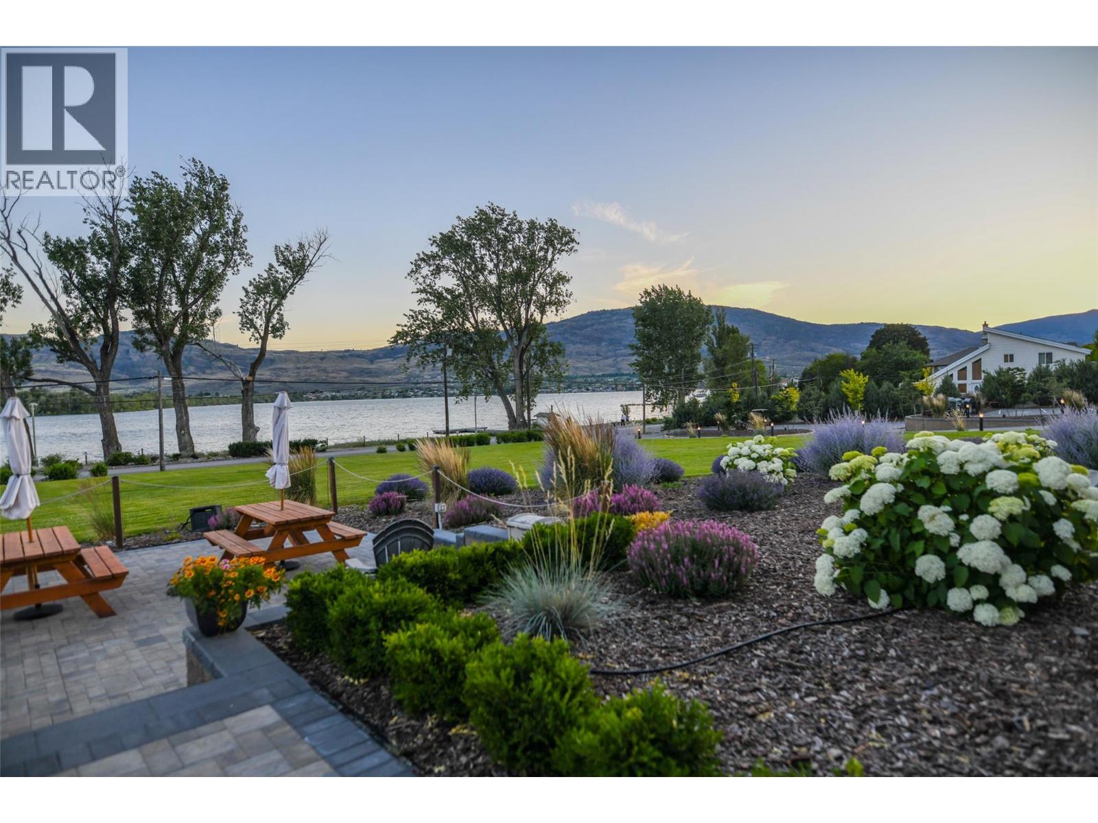 5221 45 Street, Osoyoos, British Columbia  V0H 1V6 - Photo 20 - 10395676